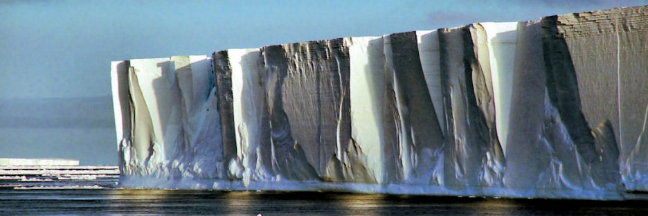 Antarctic_IceBergs23_OI_4300.jpg
