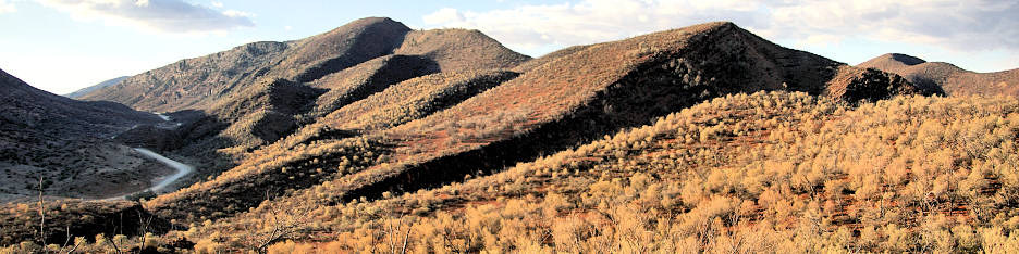 ArkaroolaStationLookout_6135_m
