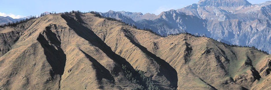 Bhutan_TrongsaToLobesa_9091.jpg
