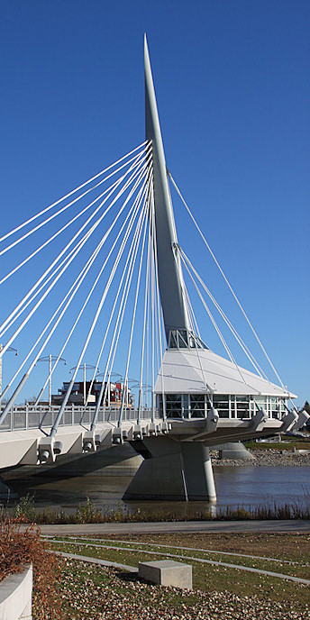 Winnipeg_1047_V.jpg