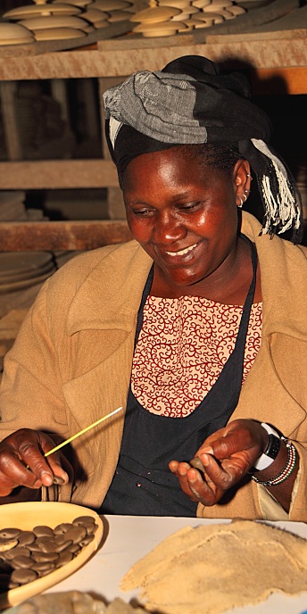 Nairobi_BeadC_4537_v.jpg