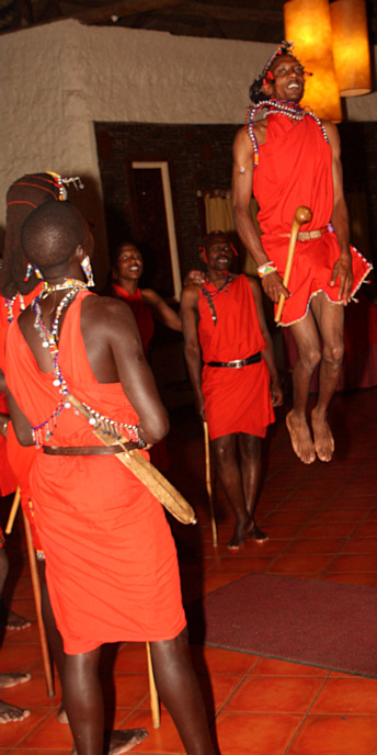 MaasaiMoran_2252_portrait_v.jpg