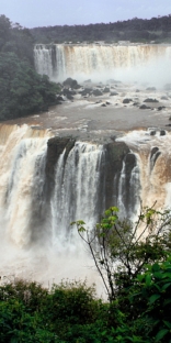 Brazil_Arg_Iguasu_3486_m_V_.jpg