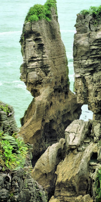 Punakaiki13PancakeRocks_g4+.jpg