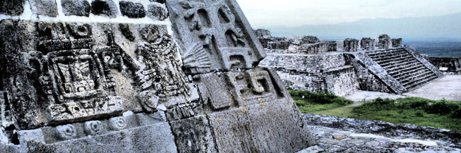 XochicalcoTempleOfTheMoonDetail4.jpg