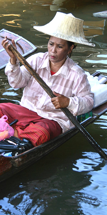 Thailand_Canals_FloatingMarket_9593.jpg