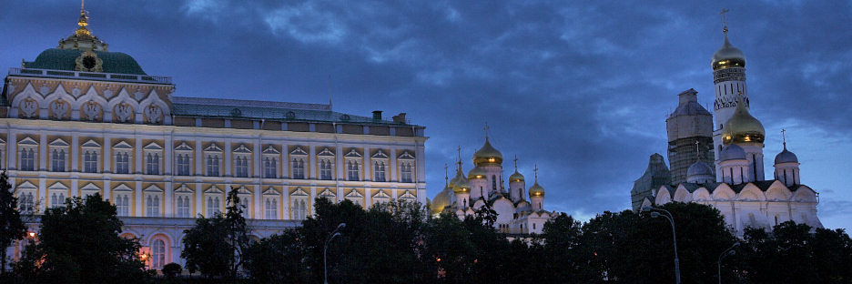 MoscowNight_0329_OI_bw-01.jpg