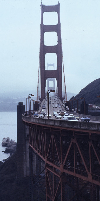 California_69_SanFransisco_GoldenGateBridge_gg.jpg